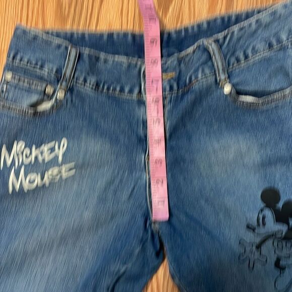 Disney Mickey Mouse Cuffed Blue Jean Shorts, embroidered, Small 3/5 - Picture 9 of 10